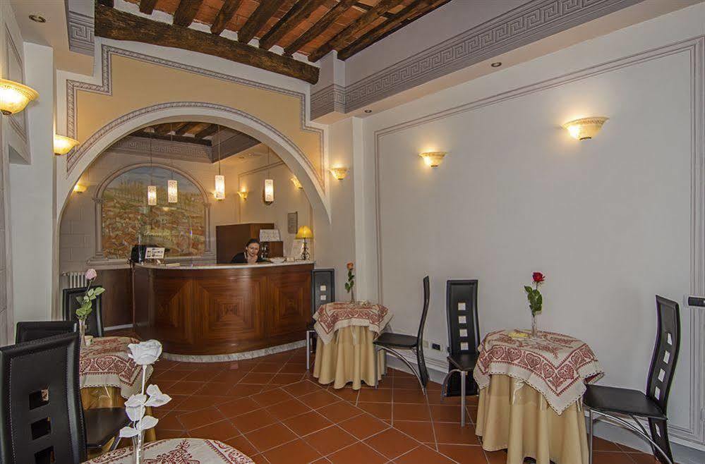 Dimora Dei Guelfi Luxury Rooms Lucca Exterior photo