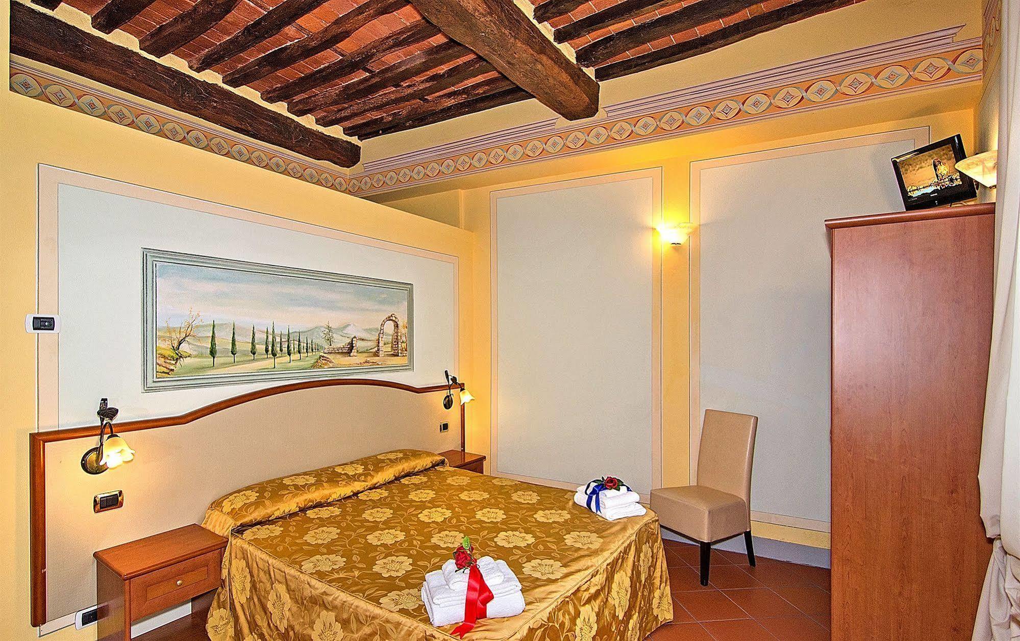 Dimora Dei Guelfi Luxury Rooms Lucca Exterior photo